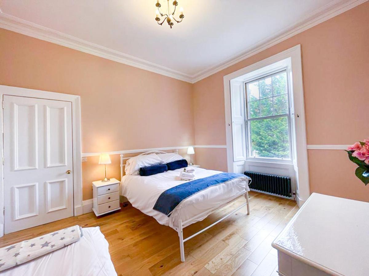Remarkable 5Br Townhouse With Garden, Sleeps 12 Edimburgo Exterior foto